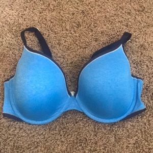 Victoria’s Secret 38D lined Demi bra